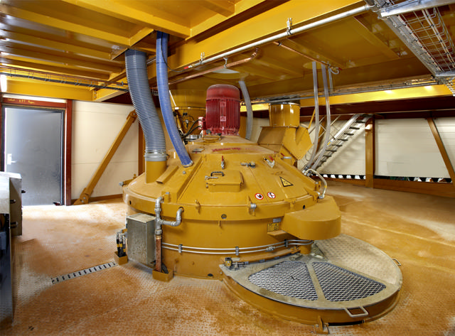 Mixer in a concrete production building